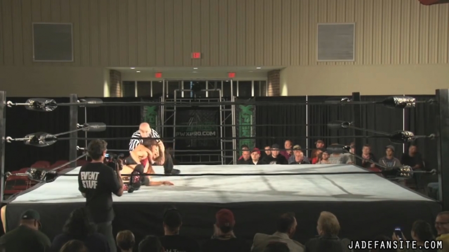 MiavsIvelisse08172013_Still673.jpg