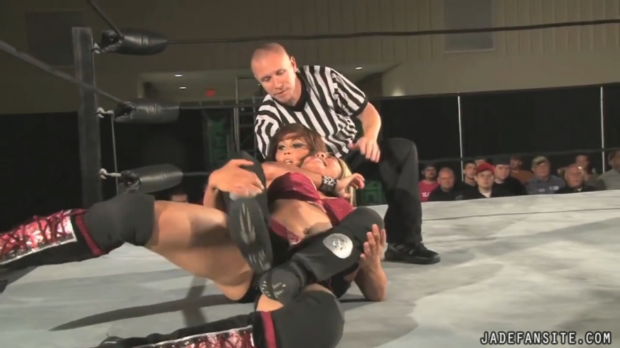 MiavsIvelisse08172013_Still678.jpg