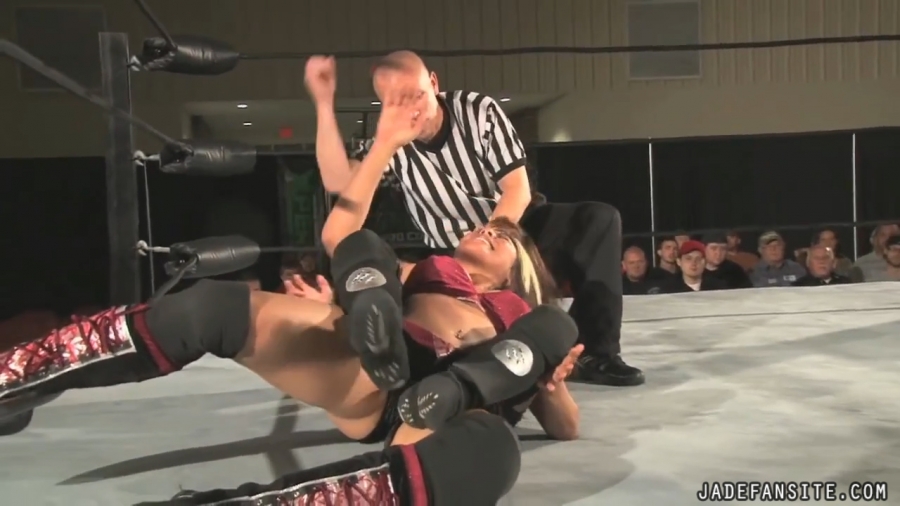 MiavsIvelisse08172013_Still679.jpg