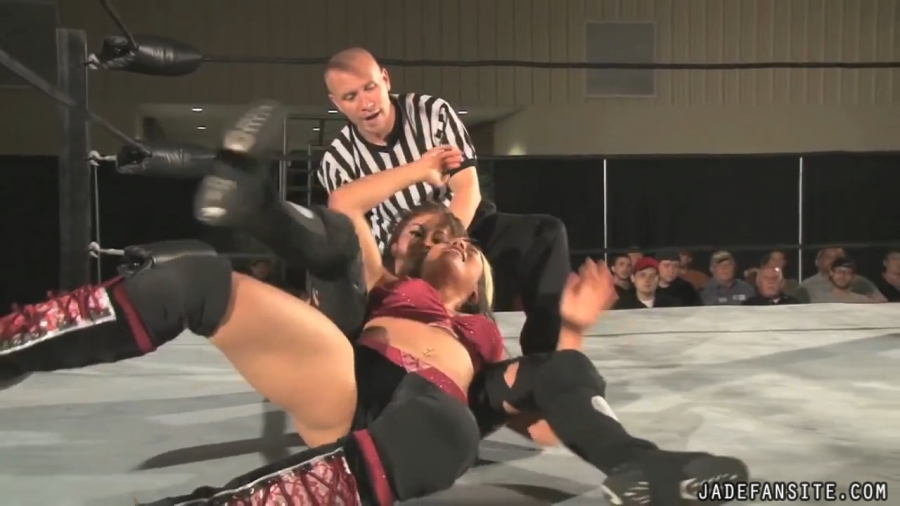 MiavsIvelisse08172013_Still680.jpg