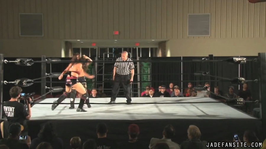 MiavsIvelisse08172013_Still709.jpg