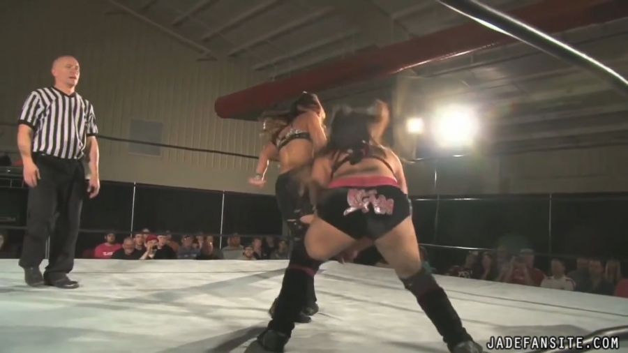 MiavsIvelisse08172013_Still724.jpg