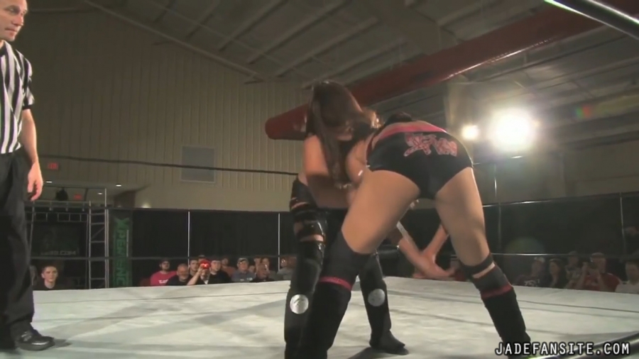 MiavsIvelisse08172013_Still728.jpg