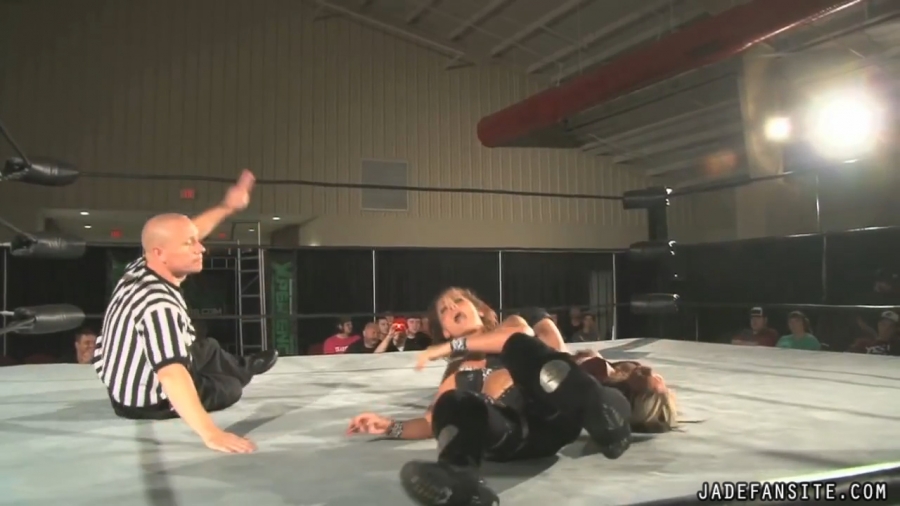MiavsIvelisse08172013_Still740.jpg