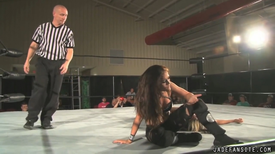 MiavsIvelisse08172013_Still748.jpg