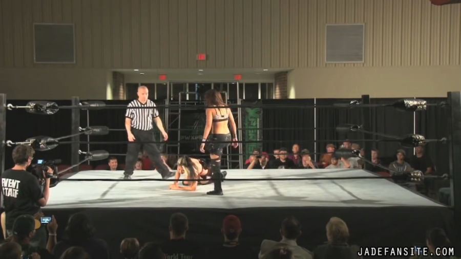 MiavsIvelisse08172013_Still764.jpg