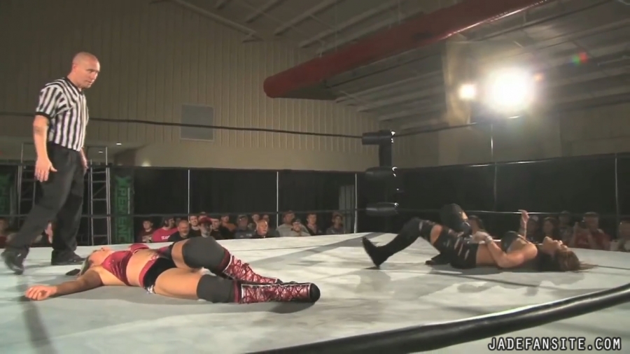 MiavsIvelisse08172013_Still818.jpg