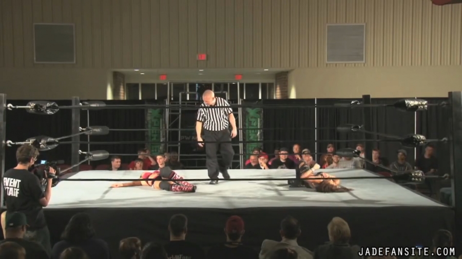 MiavsIvelisse08172013_Still822.jpg