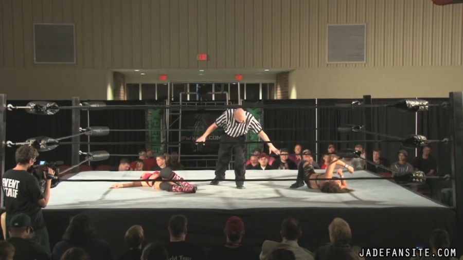 MiavsIvelisse08172013_Still824.jpg