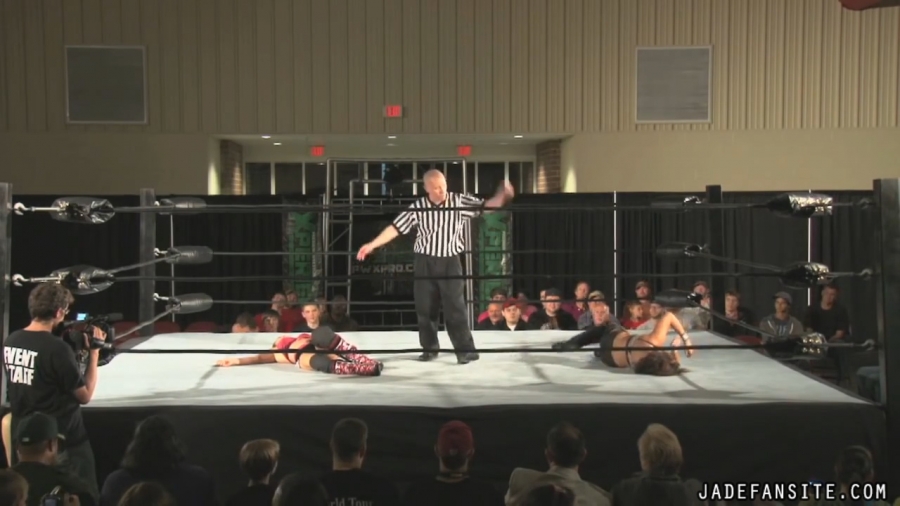 MiavsIvelisse08172013_Still826.jpg