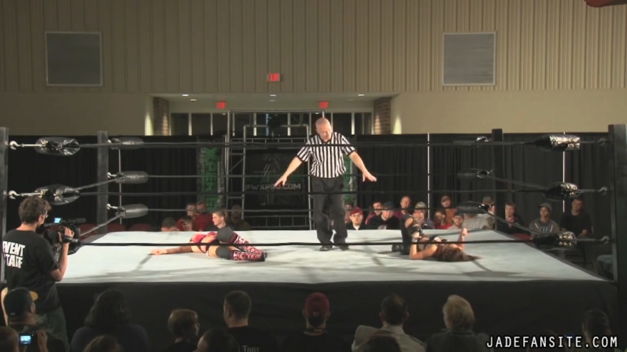 MiavsIvelisse08172013_Still830.jpg