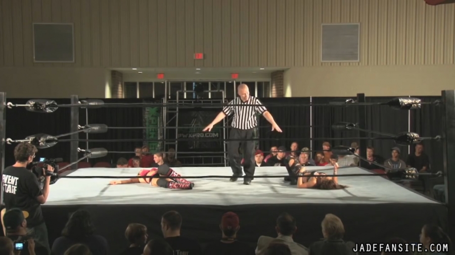 MiavsIvelisse08172013_Still831.jpg