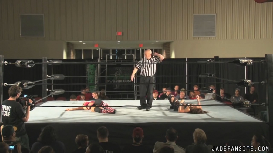 MiavsIvelisse08172013_Still832.jpg