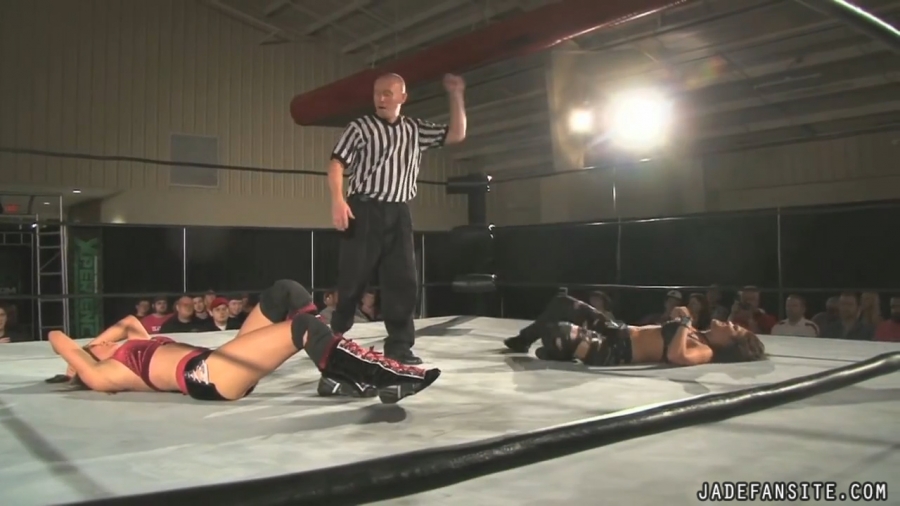 MiavsIvelisse08172013_Still843.jpg