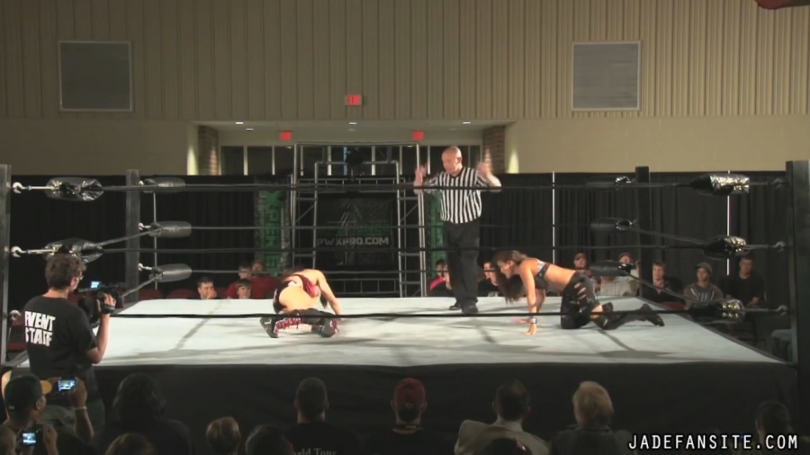 MiavsIvelisse08172013_Still855.jpg