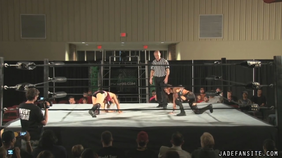 MiavsIvelisse08172013_Still857.jpg