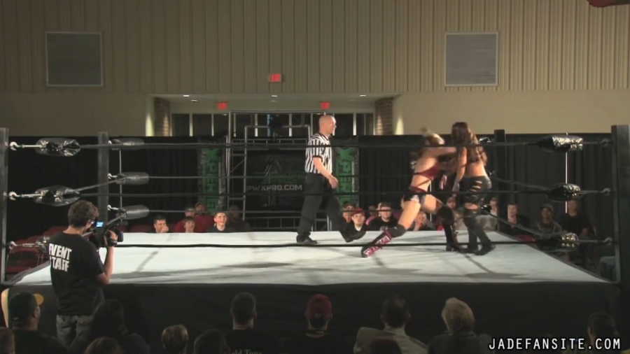 MiavsIvelisse08172013_Still900.jpg