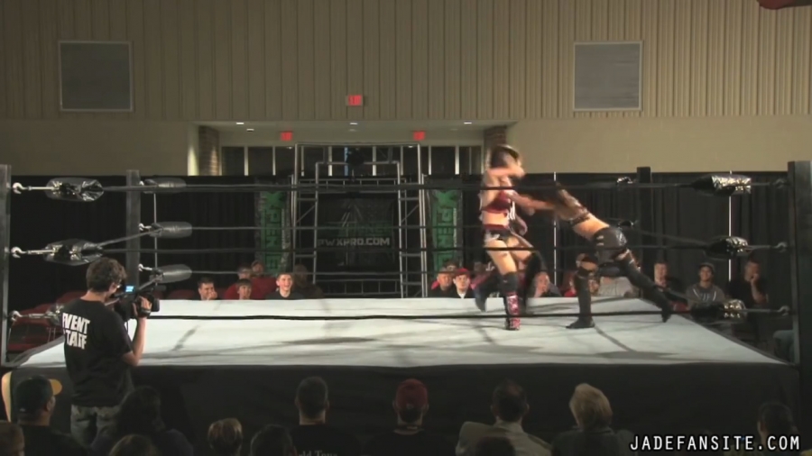 MiavsIvelisse08172013_Still902.jpg