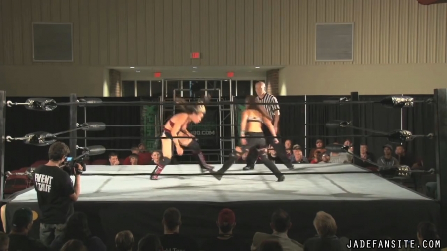 MiavsIvelisse08172013_Still905.jpg