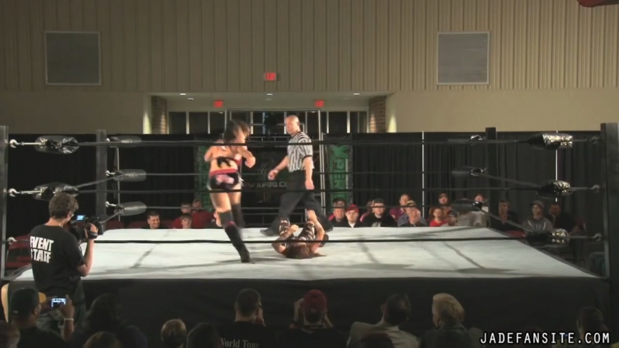MiavsIvelisse08172013_Still925.jpg