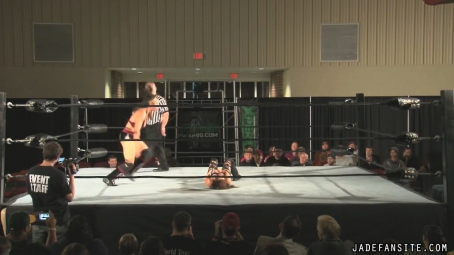 MiavsIvelisse08172013_Still927.jpg