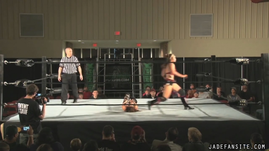 MiavsIvelisse08172013_Still929.jpg