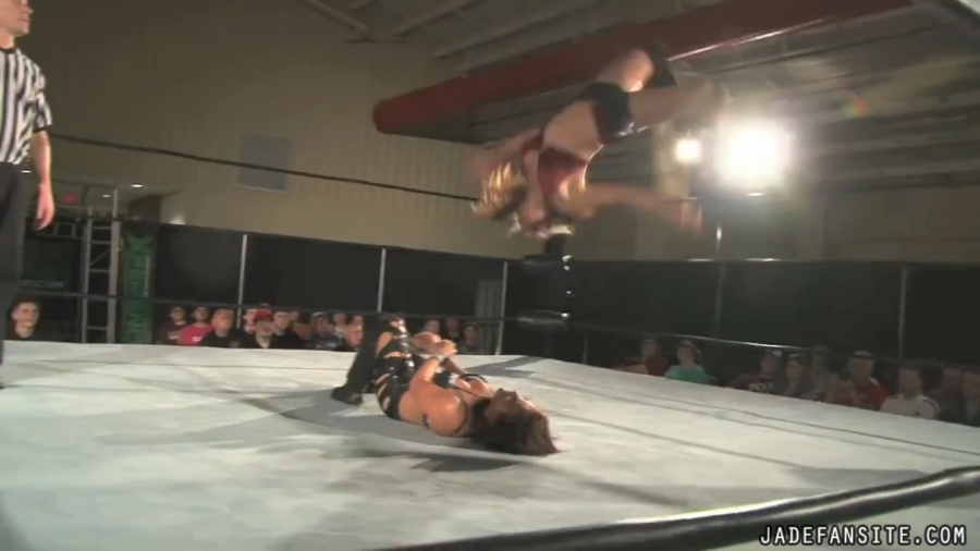 MiavsIvelisse08172013_Still932.jpg