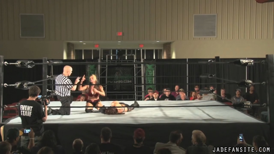 MiavsIvelisse08172013_Still945.jpg