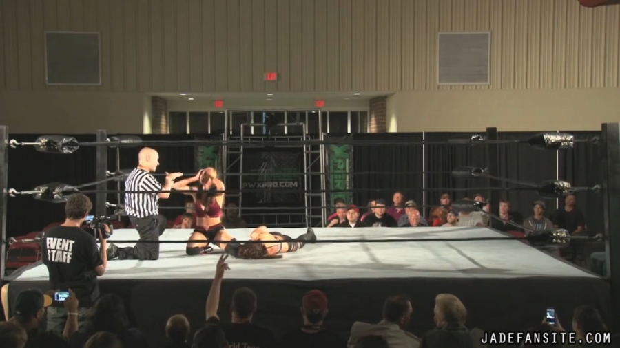 MiavsIvelisse08172013_Still946.jpg