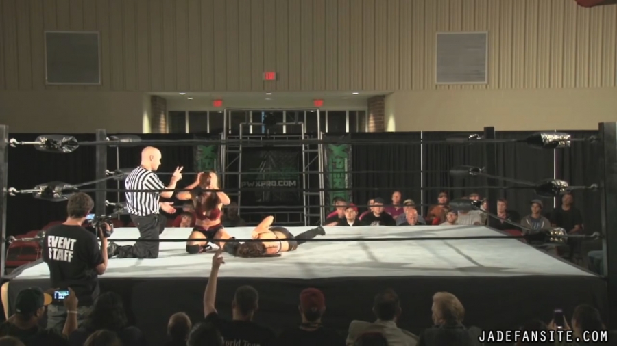 MiavsIvelisse08172013_Still948.jpg