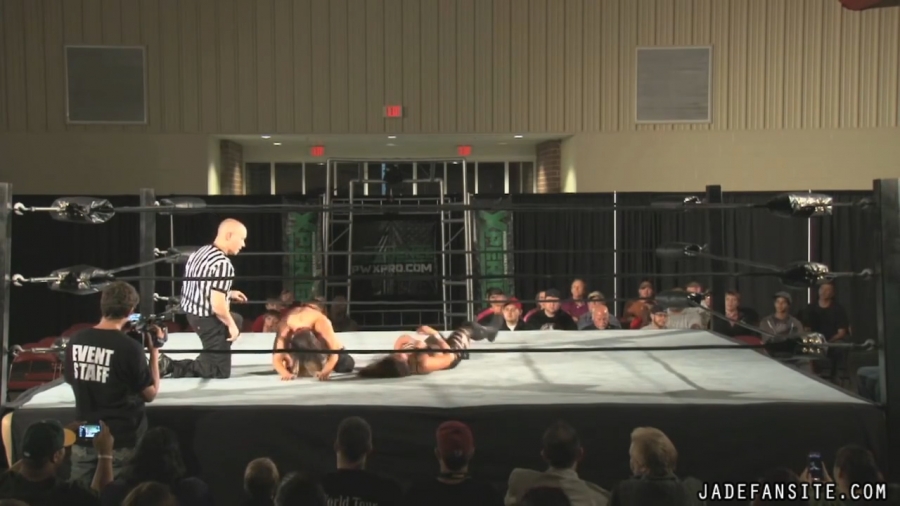 MiavsIvelisse08172013_Still949.jpg