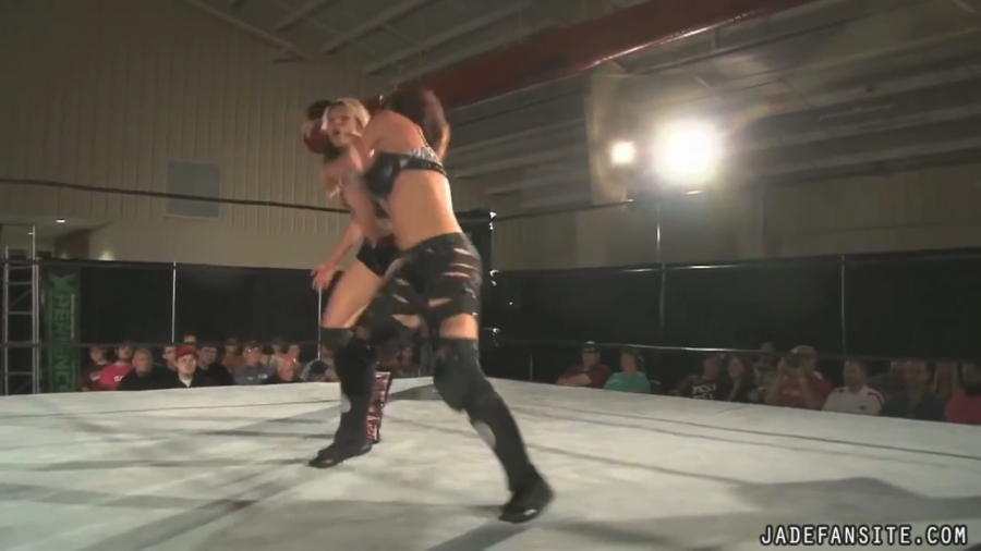 MiavsIvelisse08172013_Still968.jpg