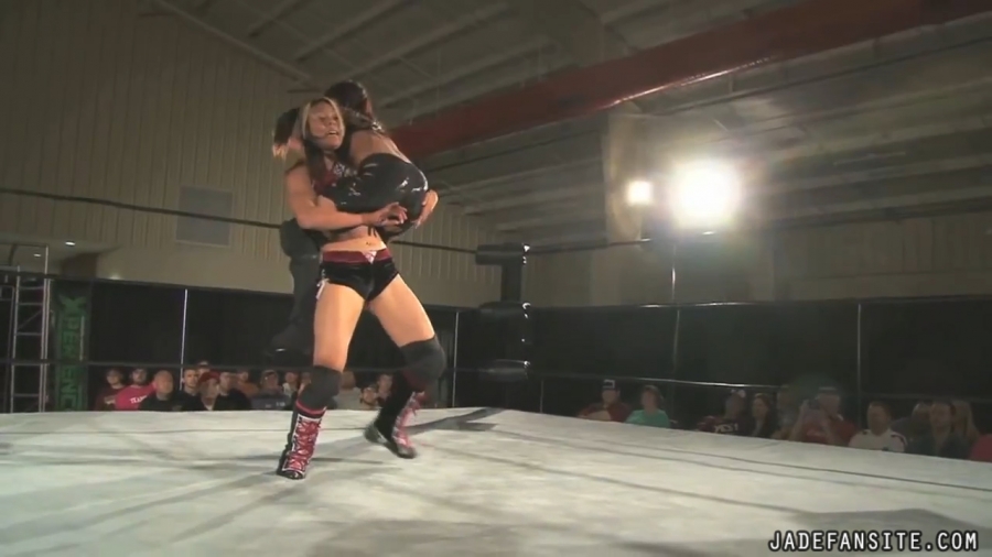 MiavsIvelisse08172013_Still981.jpg