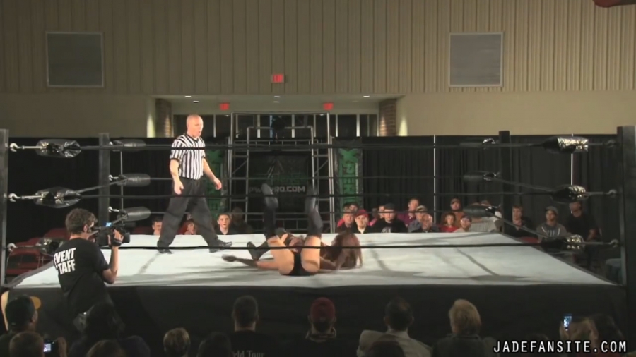 MiavsIvelisse08172013_Still984.jpg