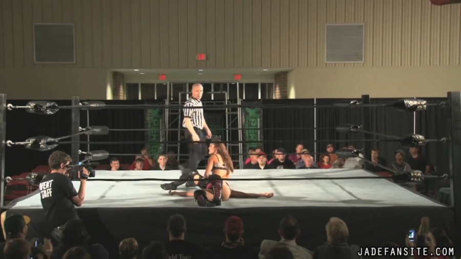 MiavsIvelisse08172013_Still986.jpg