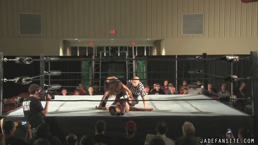 MiavsIvelisse08172013_Still991.jpg