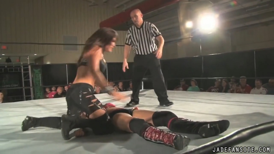 MiavsIvelisse08172013_Still997.jpg