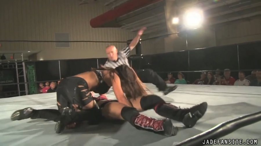 MiavsIvelisse08172013_Still998.jpg