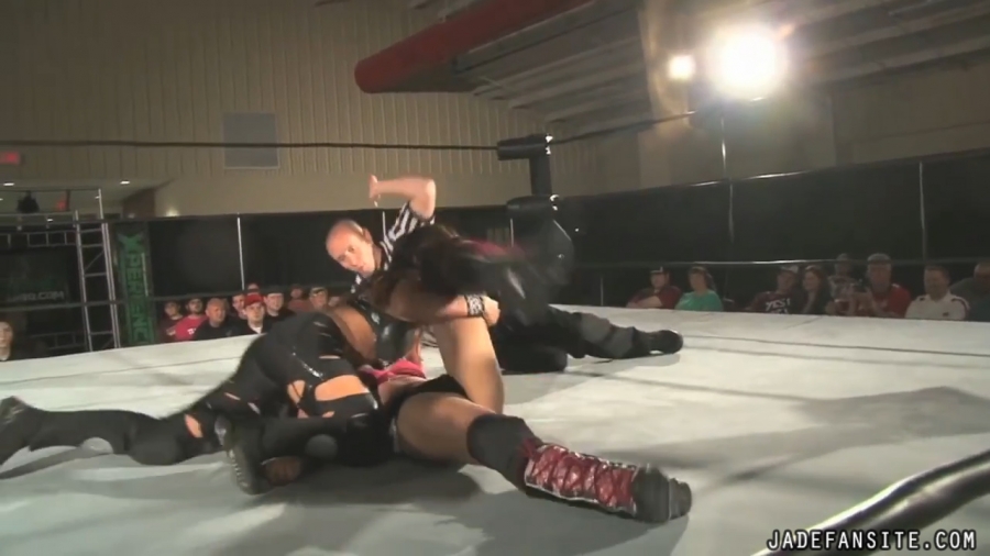 MiavsIvelisse08172013_Still999.jpg