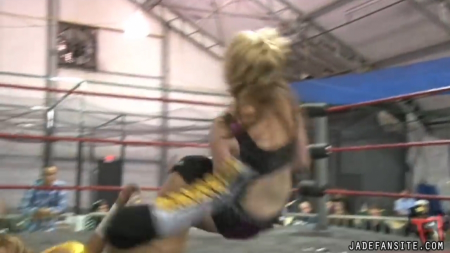 MiavsKimberLee_Still355.jpg