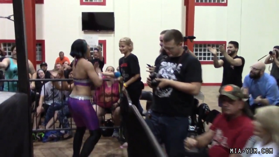 Click to view full size image
==============
MiavsLeva_Still019.jpg MiavsLeva_Still019.jpg