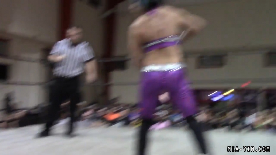 Click to view full size image
==============
MiavsLeva_Still1098.jpg MiavsLeva_Still1098.jpg