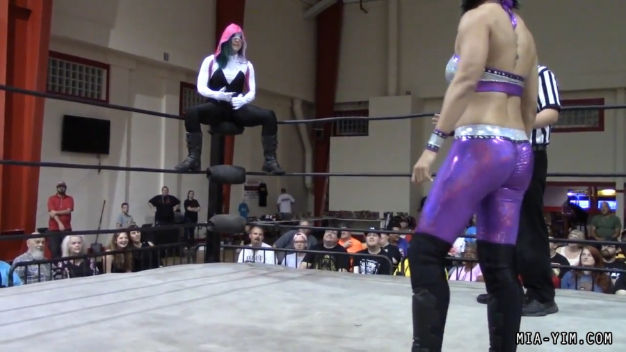 Click to view full size image
==============
MiavsLeva_Still121.jpg MiavsLeva_Still121.jpg