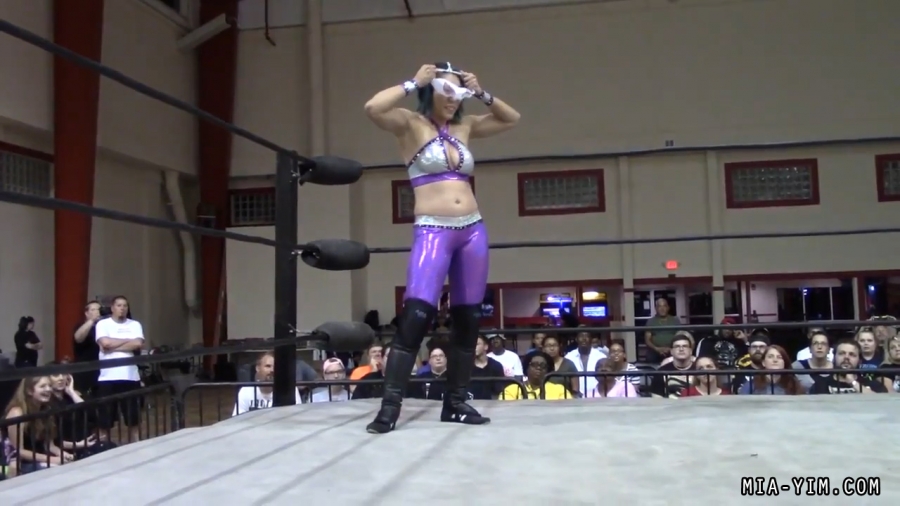 Click to view full size image
==============
MiavsLeva_Still160.jpg MiavsLeva_Still160.jpg