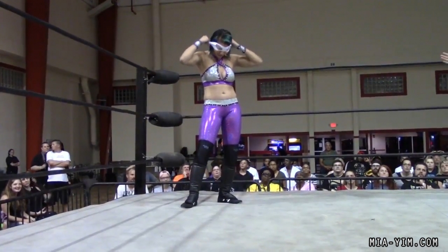 Click to view full size image
==============
MiavsLeva_Still162.jpg MiavsLeva_Still162.jpg