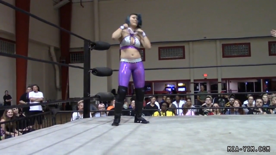 Click to view full size image
==============
MiavsLeva_Still163.jpg MiavsLeva_Still163.jpg