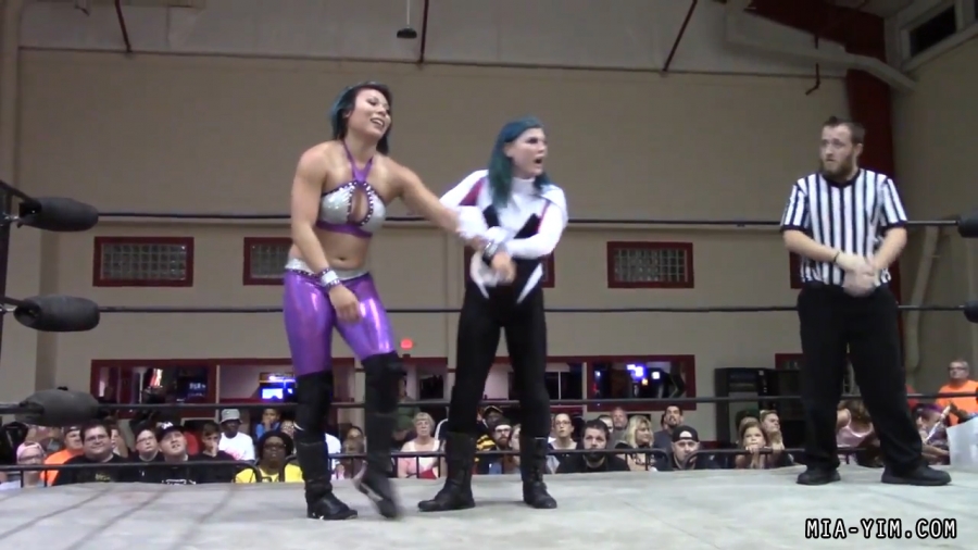 Click to view full size image
==============
MiavsLeva_Still1859.jpg MiavsLeva_Still1859.jpg