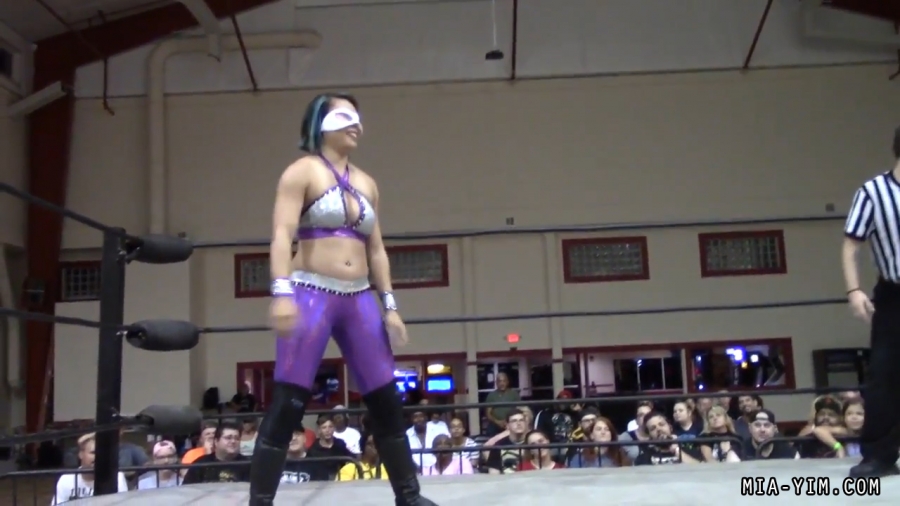 Click to view full size image
==============
MiavsLeva_Still190.jpg MiavsLeva_Still190.jpg