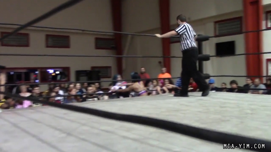 Click to view full size image
==============
MiavsLeva_Still676.jpg MiavsLeva_Still676.jpg