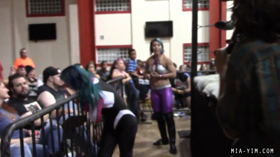 Click to view full size image
==============
MiavsLeva_Still687.jpg MiavsLeva_Still687.jpg